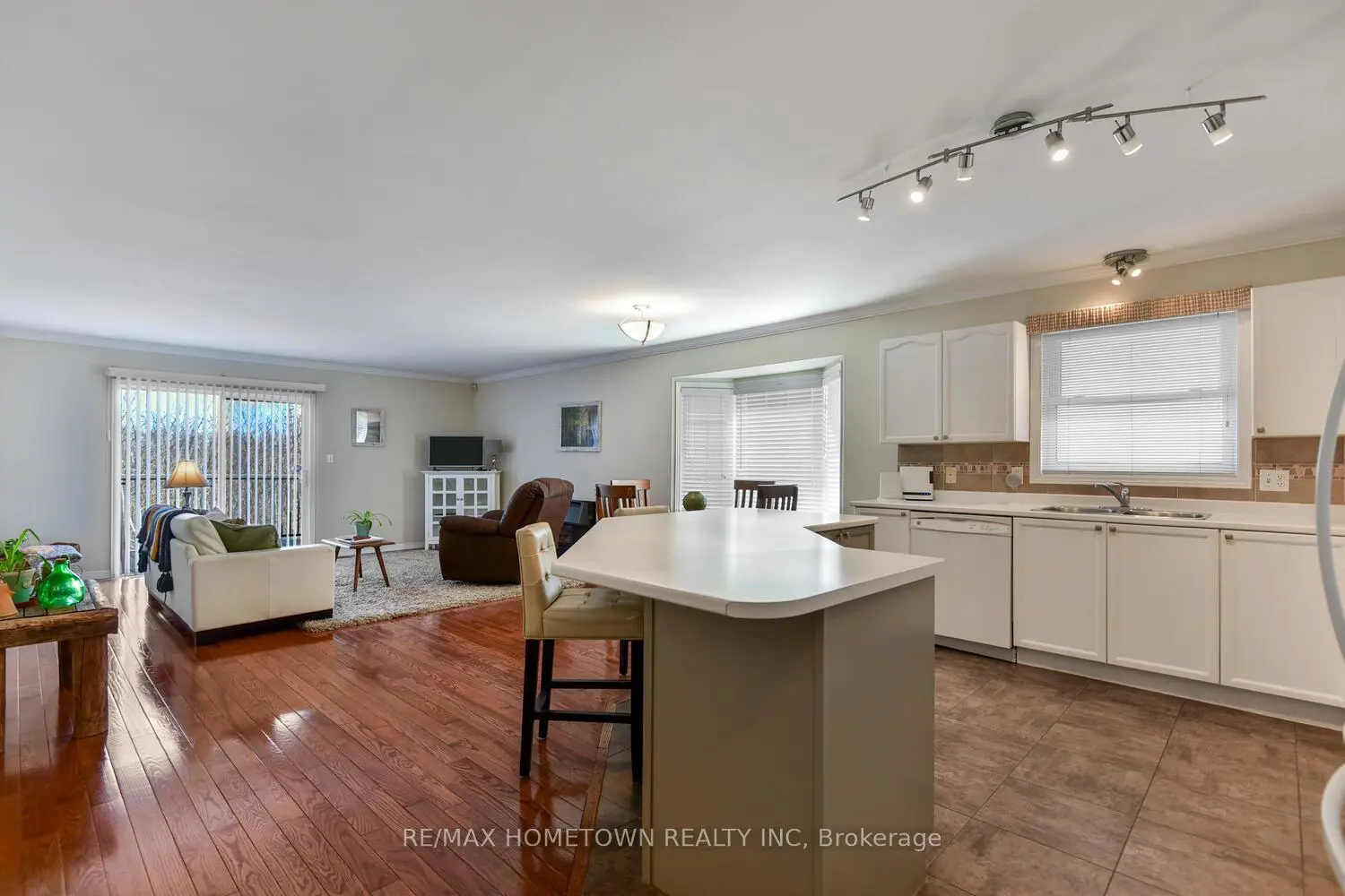 Additional image 6 of 221 Beley Street