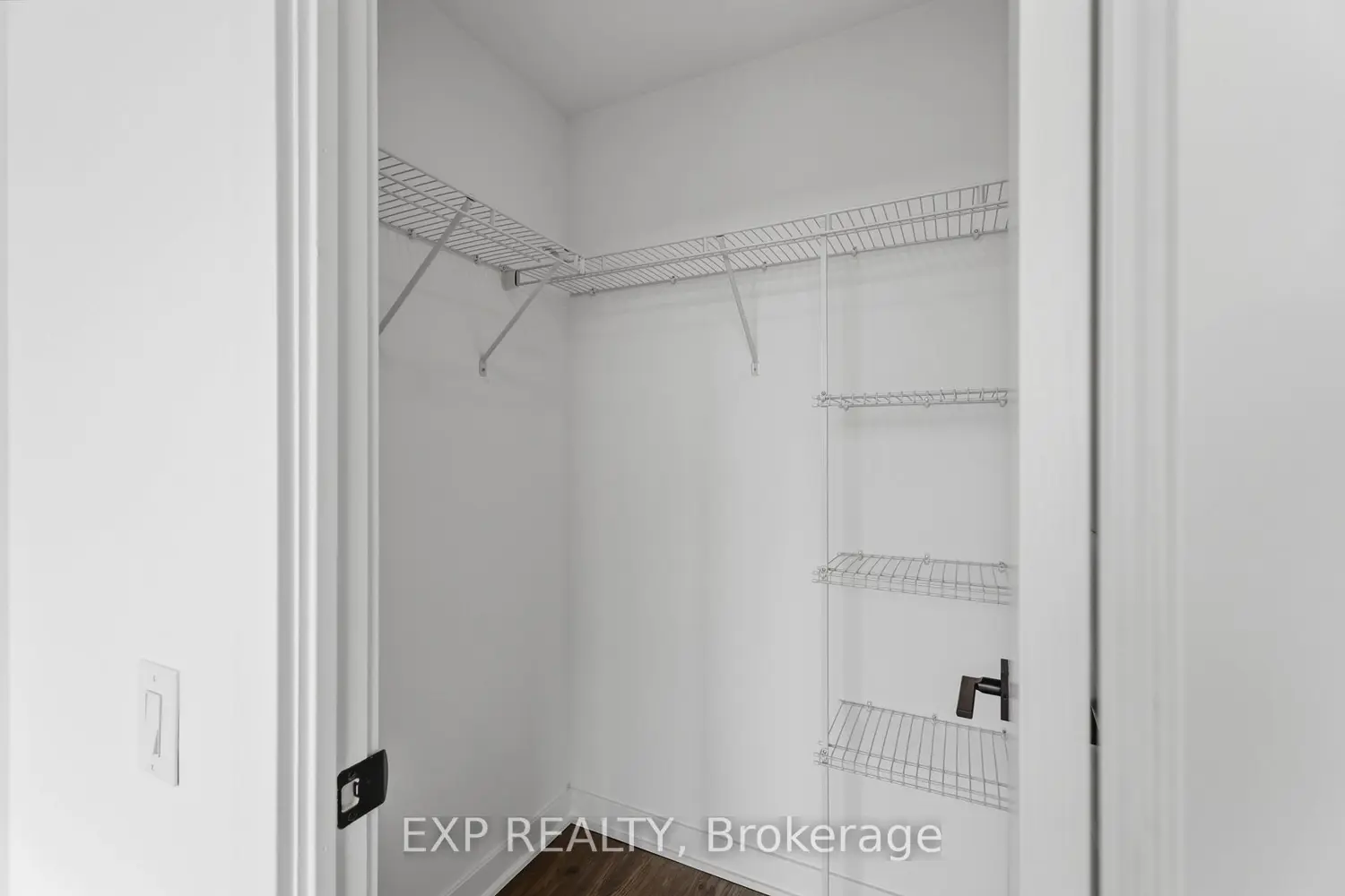 Additional image 9 of 2782 Barton Street 1619