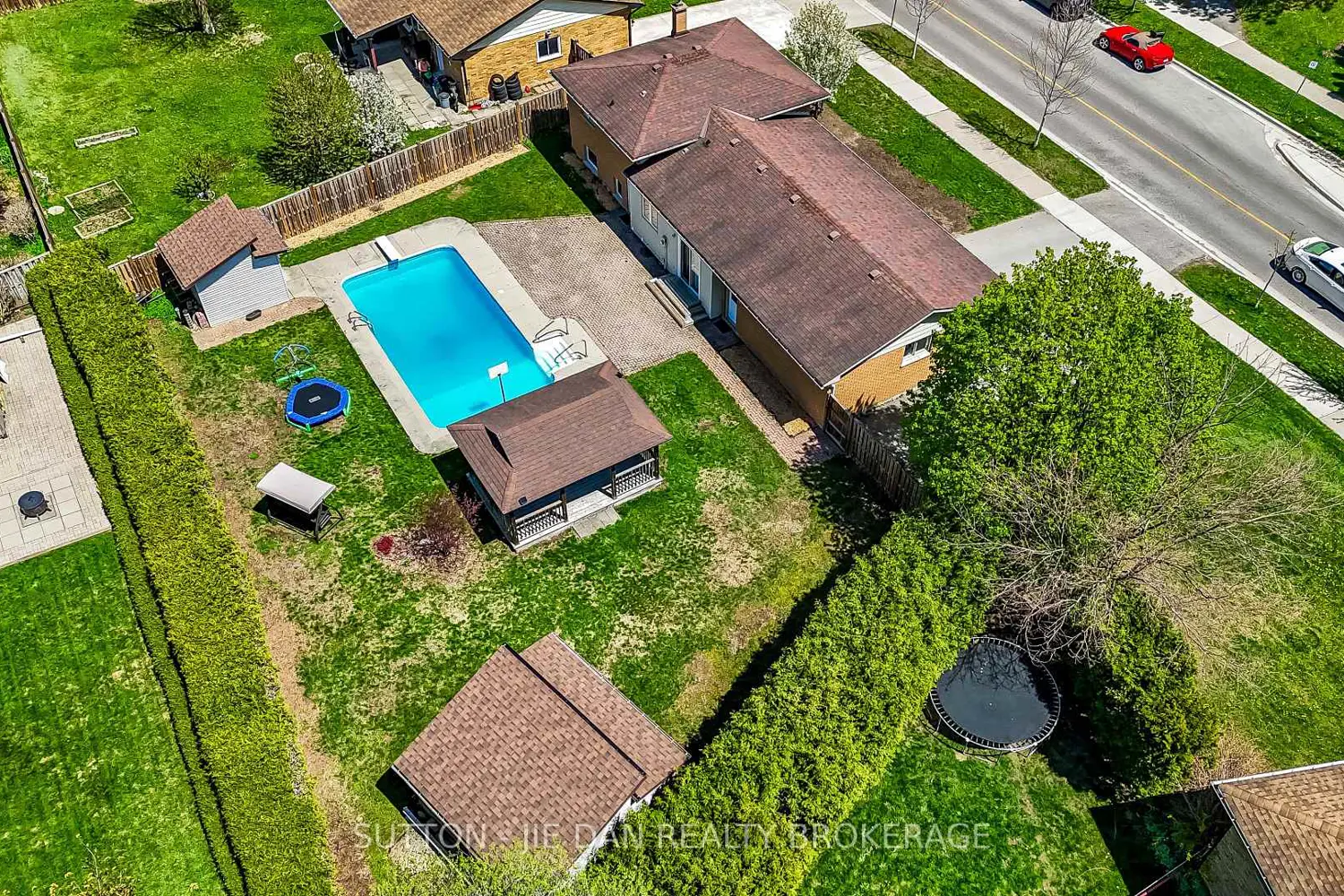 Additional image 10 of 720 Grenfell Drive
