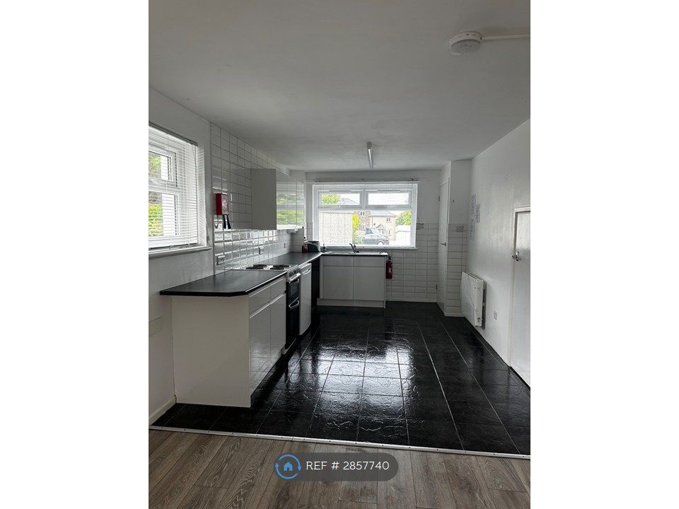 Additional image 2 of 2 bed maisonette to rentThe Anchorage, Newquay TR7