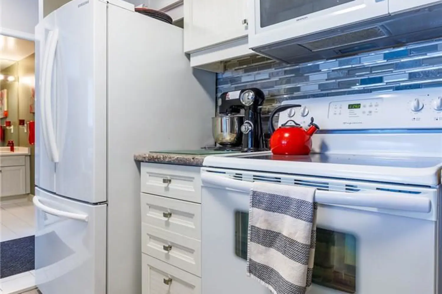 Additional image 8 of 430 Pearl Street 408