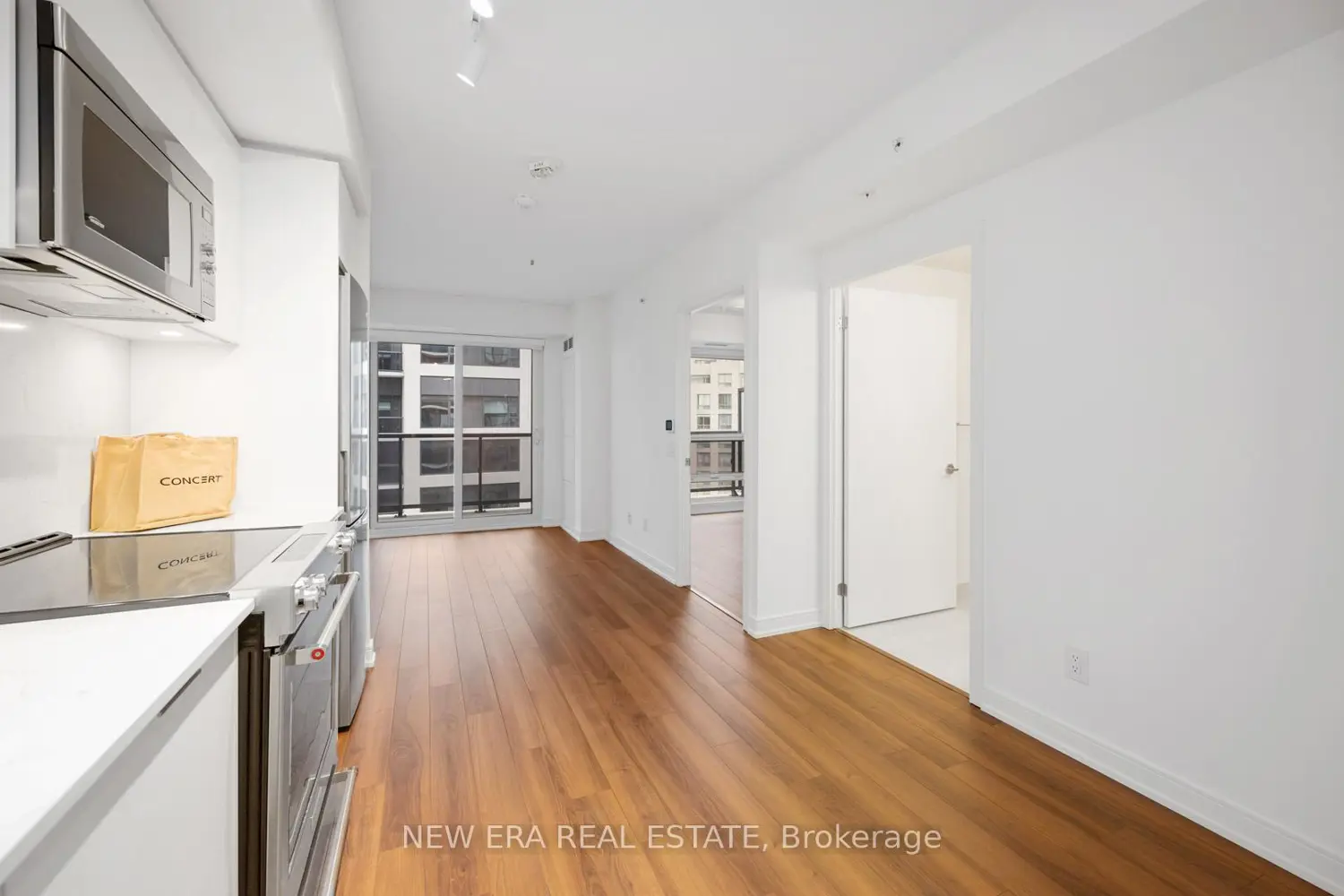 30 Samuel Wood Way 1907 photo 3