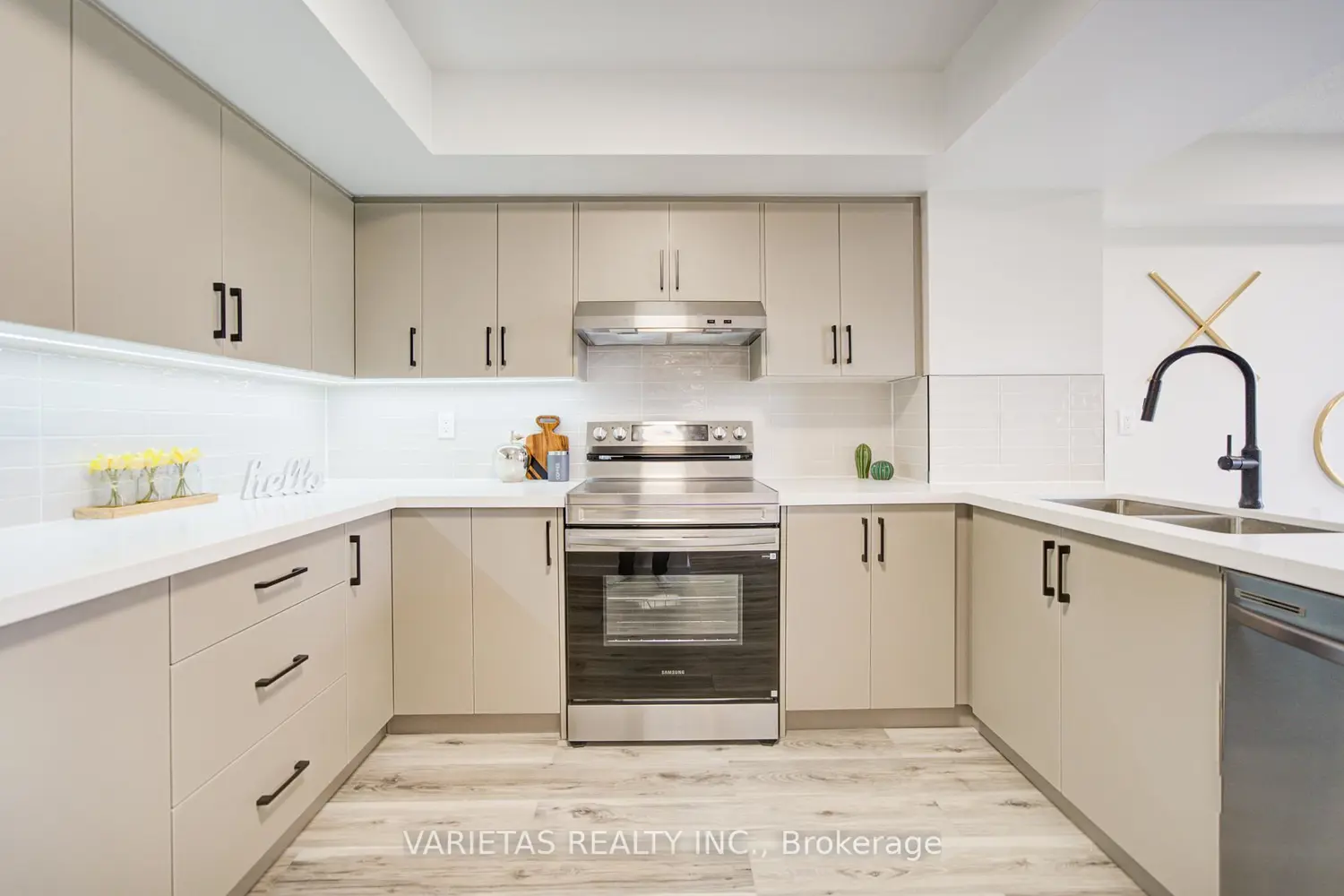 Additional image 5 of 45 Kingsbridge Garden Circle 702