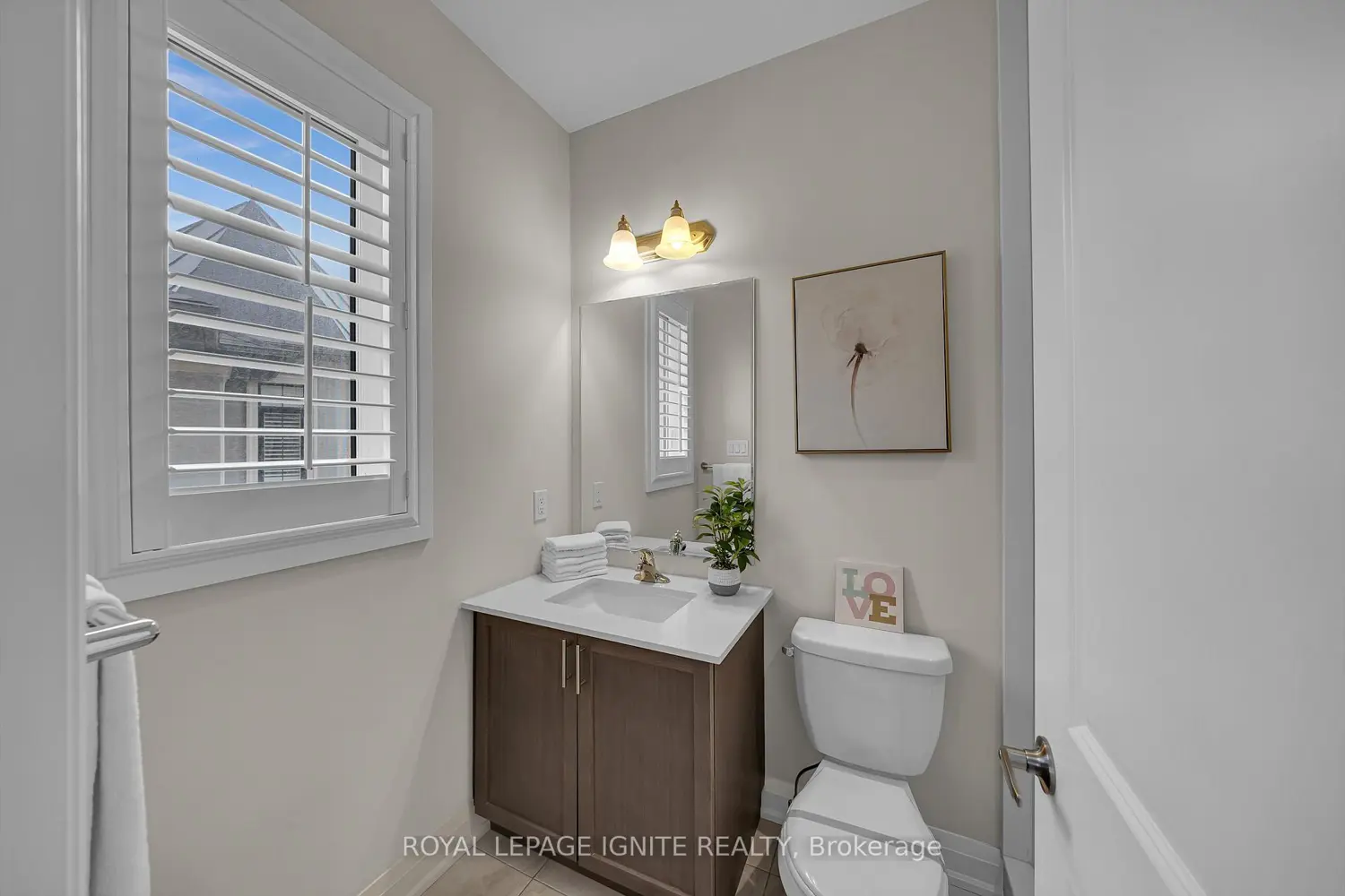 Additional image 16 of 398 Frontier Court
