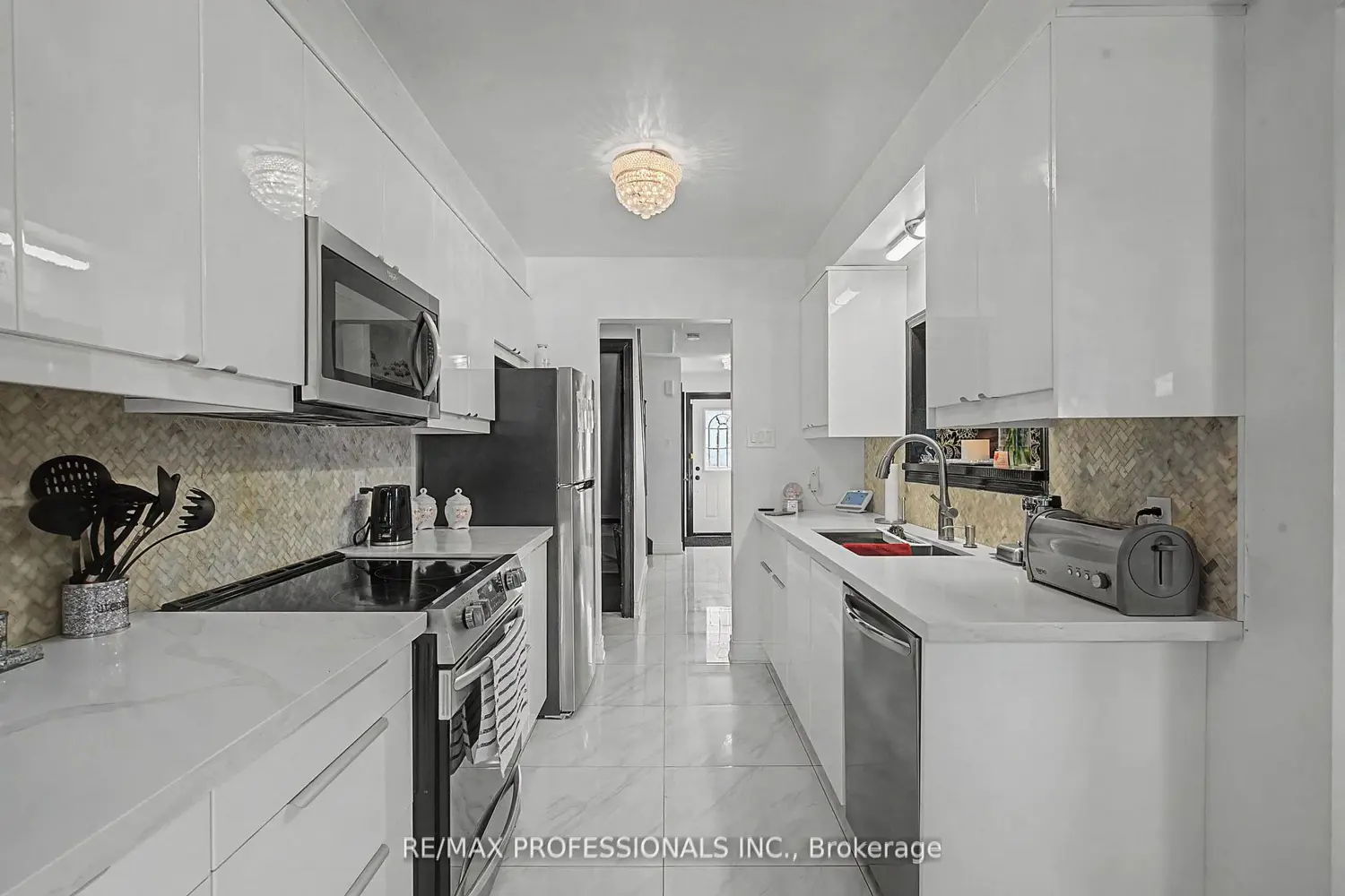 Additional image 10 of 180 Royal Salisbury Way