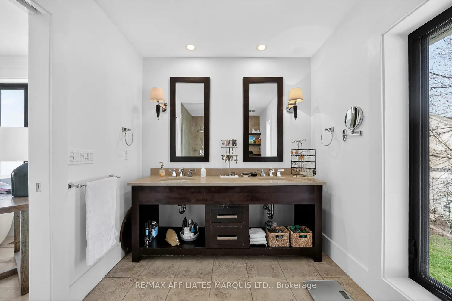 Additional image 10 of 6404 Le Domaine Road