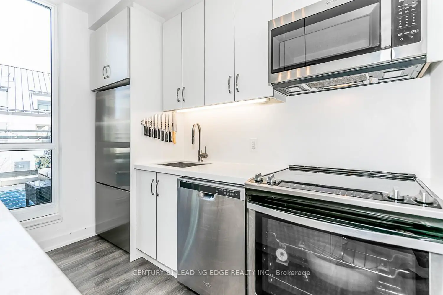 Additional image 4 of 303 Broward Way 97