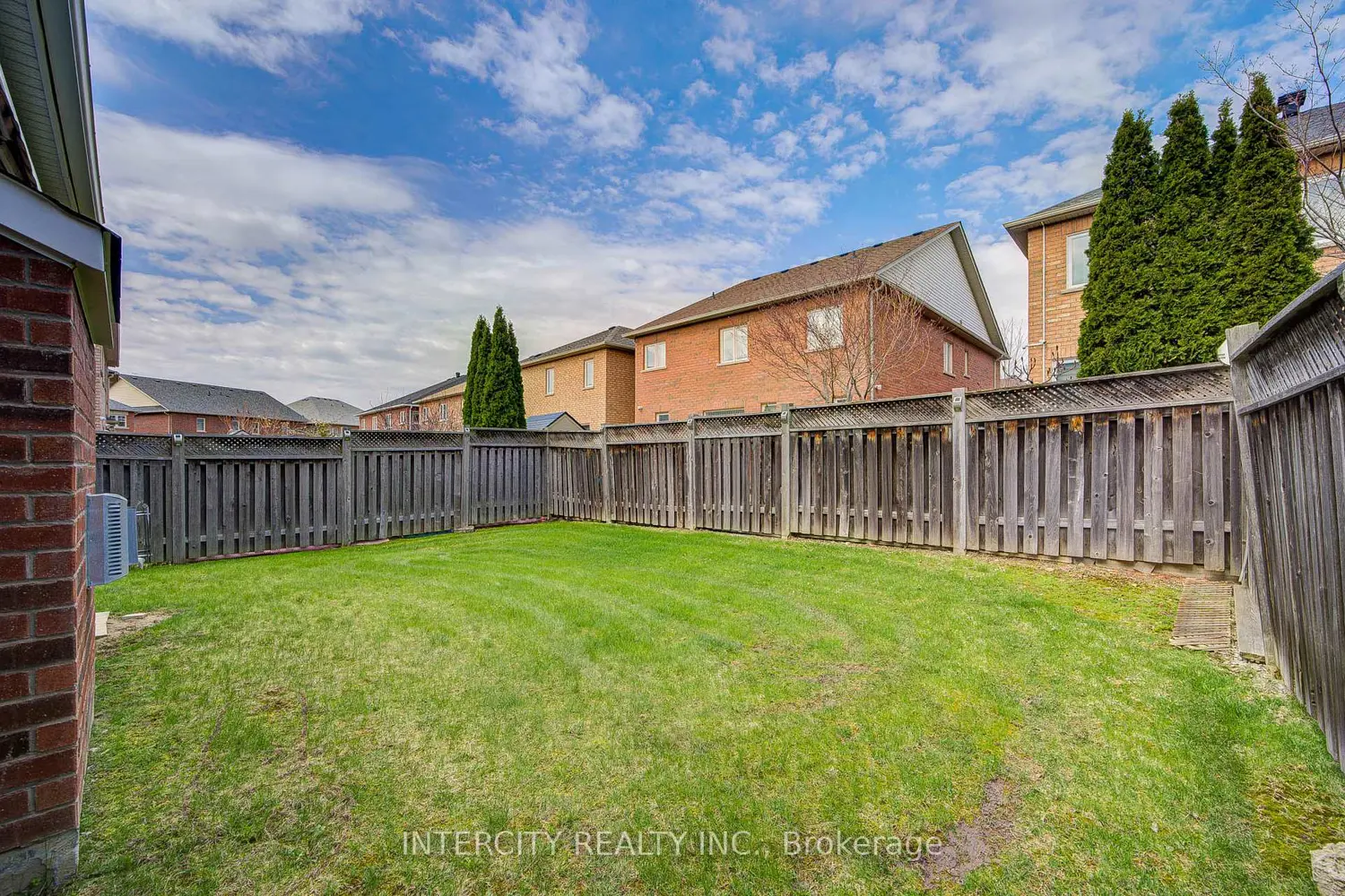Additional image 17 of 86 Princess Diana Drive