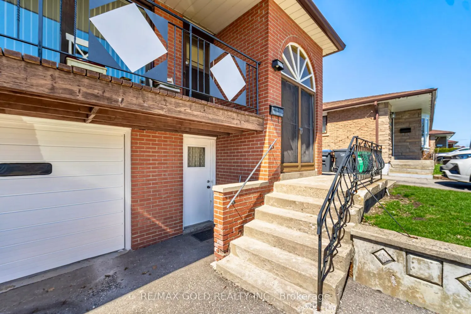 Additional image 2 of 877 Consort Crescent