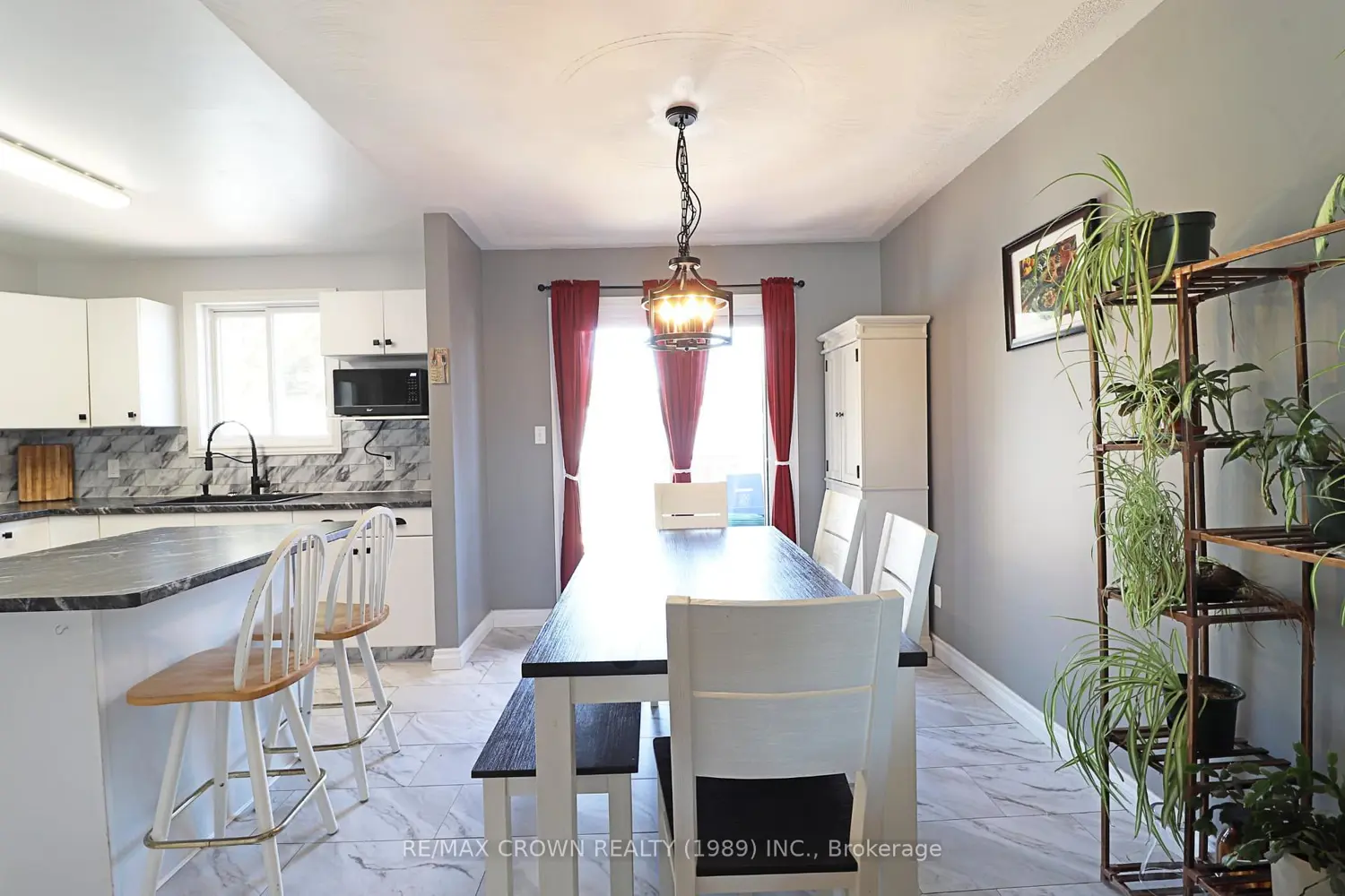 Additional image 4 of 3274 Percy Avenue