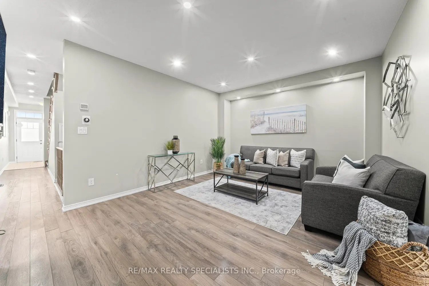 Additional image 5 of 67 Baffin Crescent