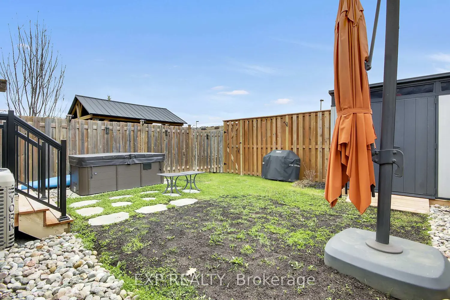 Additional image 19 of 374 Honeyborne Street