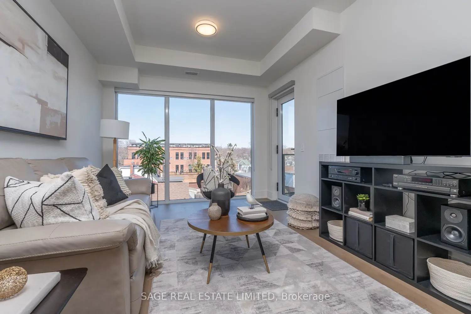 Additional image 7 of 495 Logan Avenue 405