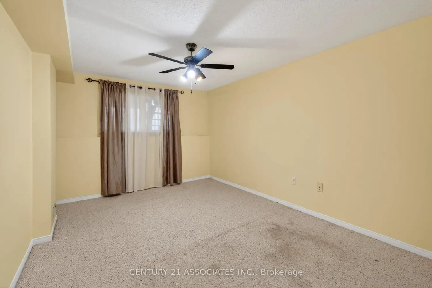 Additional image 16 of 1817 Woodgate Court