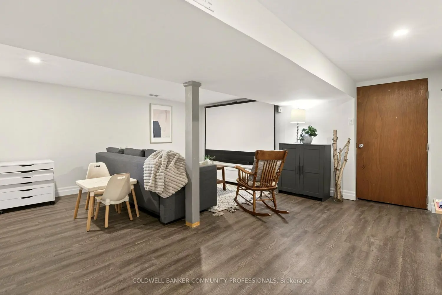 Additional image 14 of 181 Simcoe Street