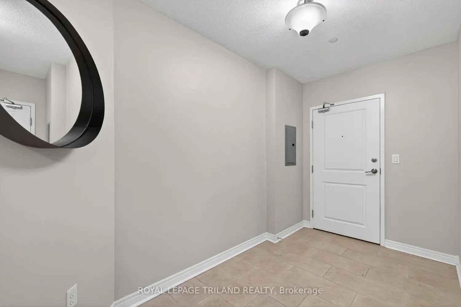 Additional image 3 of 330 Ridout Street 801