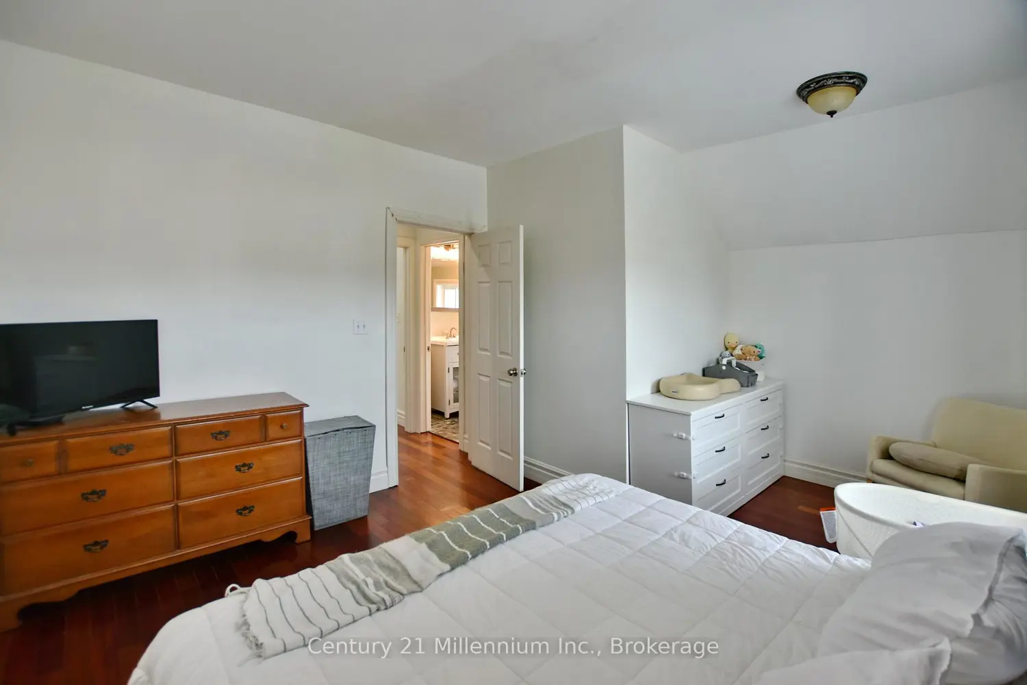 Additional image 9 of 501 14Th Street