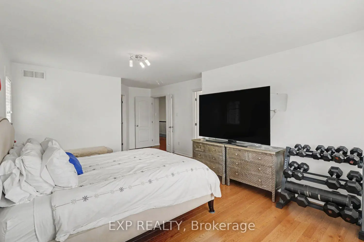 Additional image 6 of 104 Brambling Way