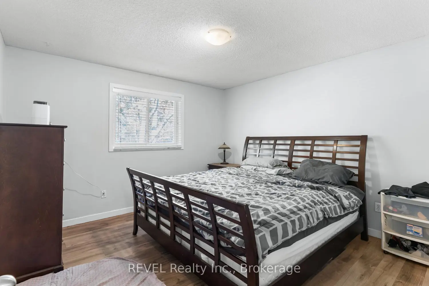 Additional image 16 of 5222 Portage Road 305