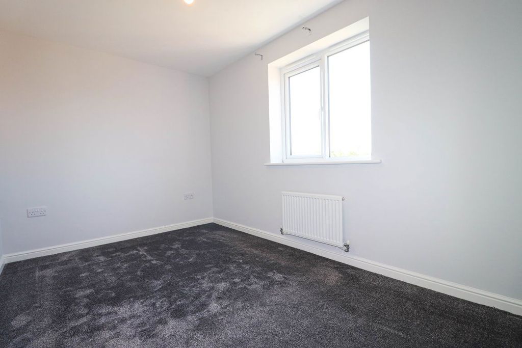 Additional image 6 of 3 bed terraced house to rentFellbarrow Close, Brackenleigh, Carlisle CA2
