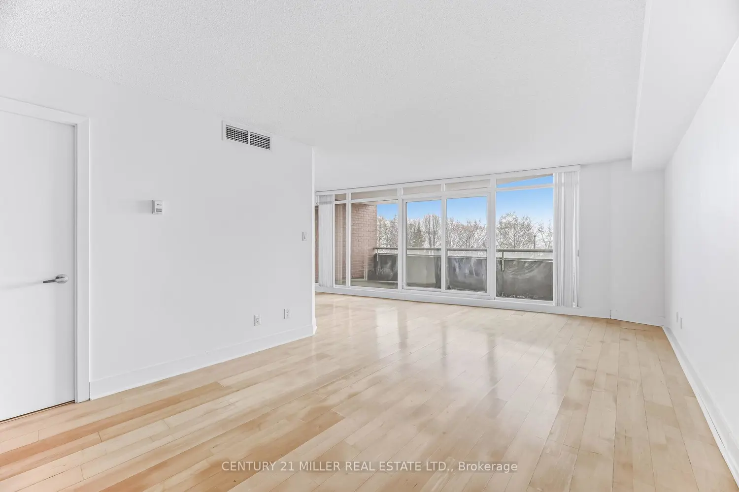 Additional image 4 of 550 Queens Quay 318