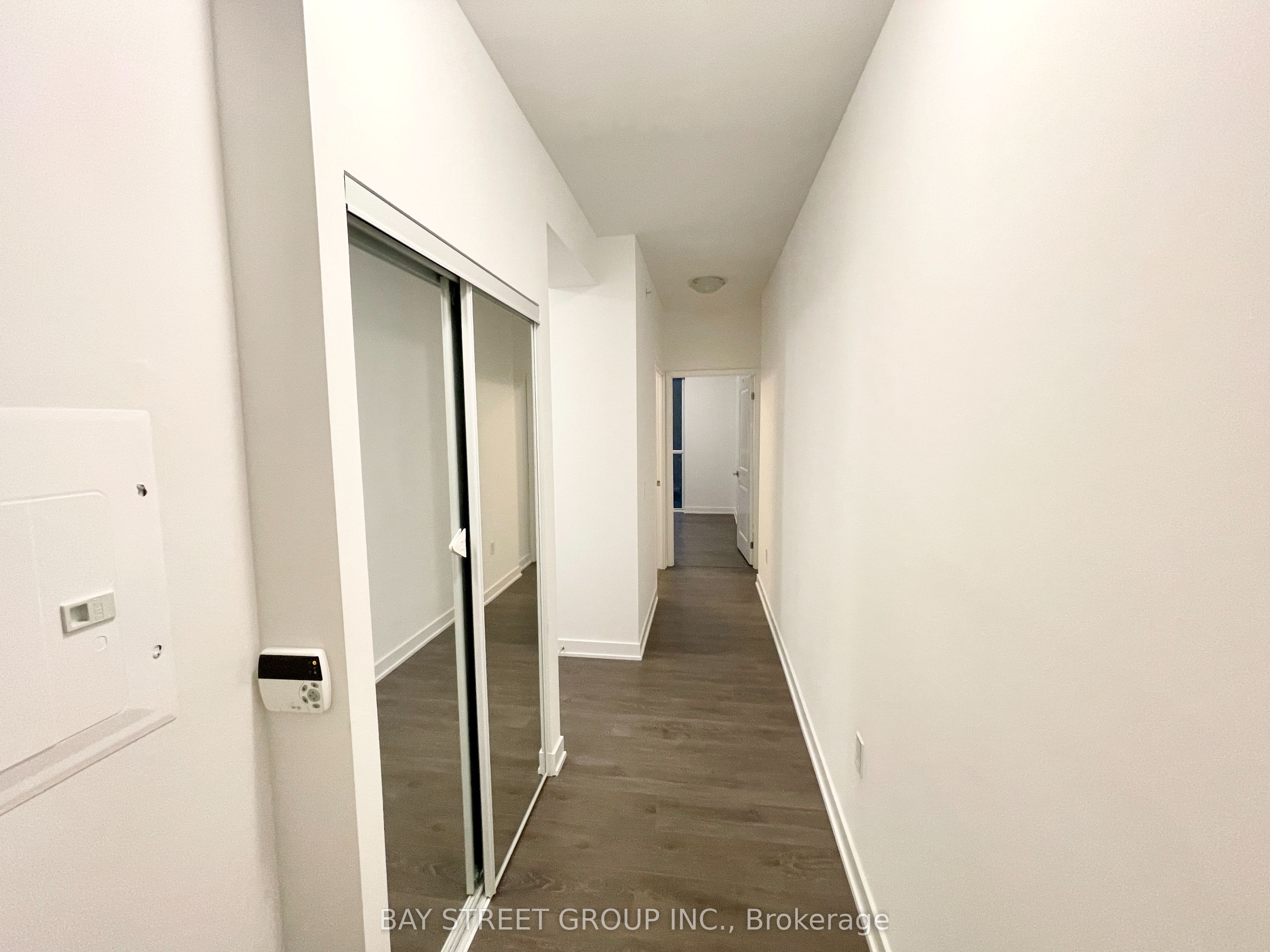 Additional image 2 of 703-75 Oneida Crescent, Richmond Hill, ON, L4B 0H3