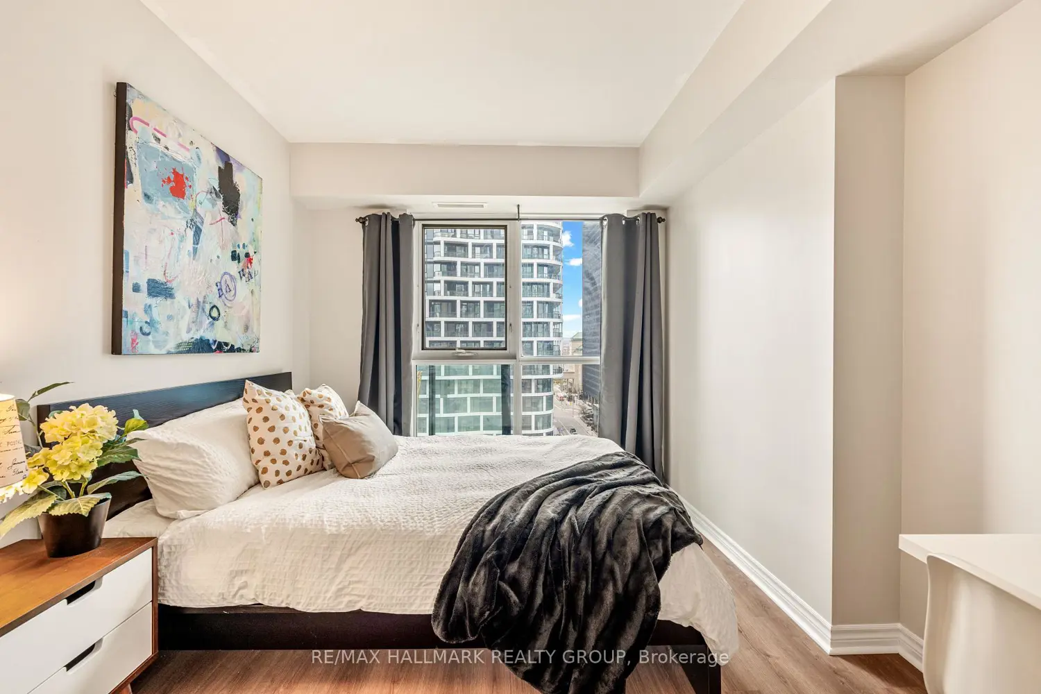 Additional image 16 of 445 Laurier Avenue 2103