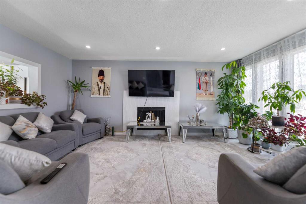 Additional image 5 of 35 Templemont Drive NE, Calgary, AB, T1Y 4Z5