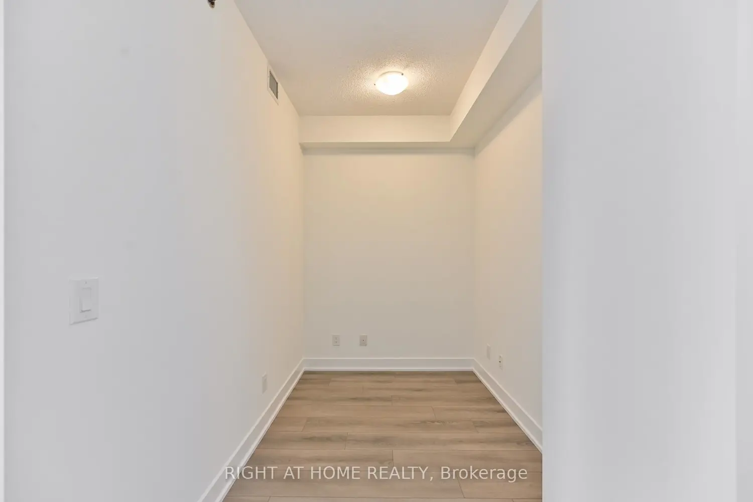 Additional image 5 of 318 Richmond Street 3506