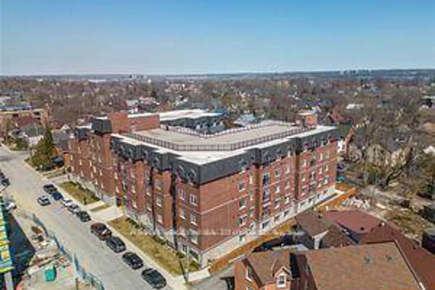 Additional image 3 of 501 Frontenac Street 104