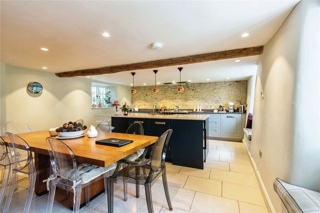 Additional image 4 of 3 bed semi-detached house to rentCowley, Cheltenham, Gloucestershire GL53