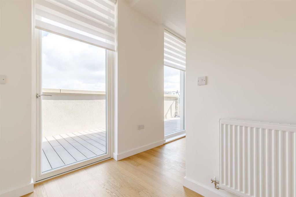 Additional image 11 of 2 bed flat to rentMatlock Spa Road, Matlock DE4