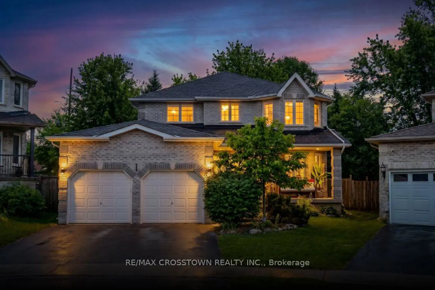 18 Stoneybrook Crescent