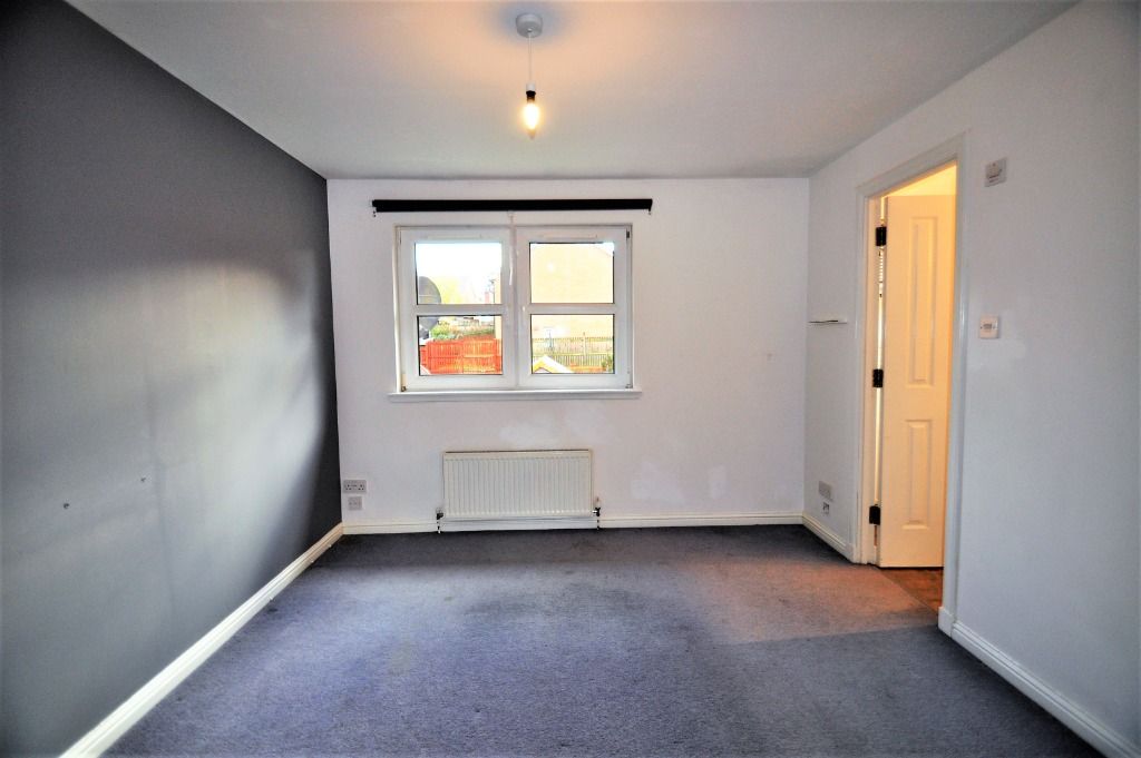 Additional image 9 of 3 bed semi-detached house to rentFernieside Place, Gilmerton, Edinburgh EH17