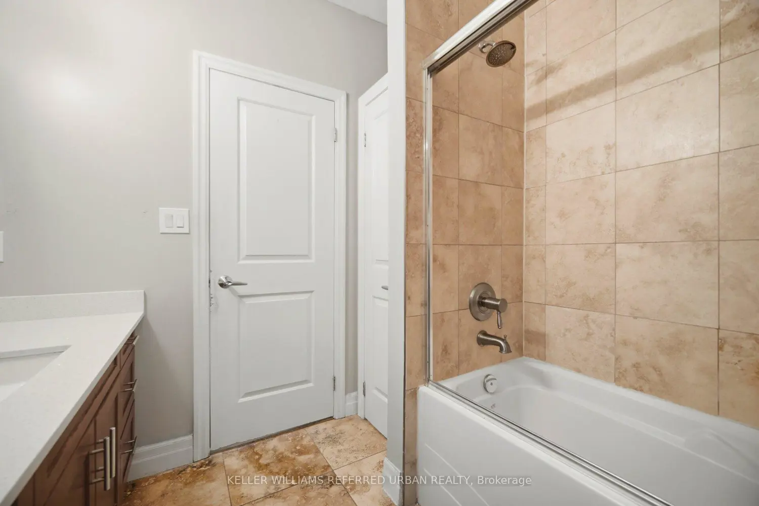 Additional image 12 of 459 Kerr Street 305