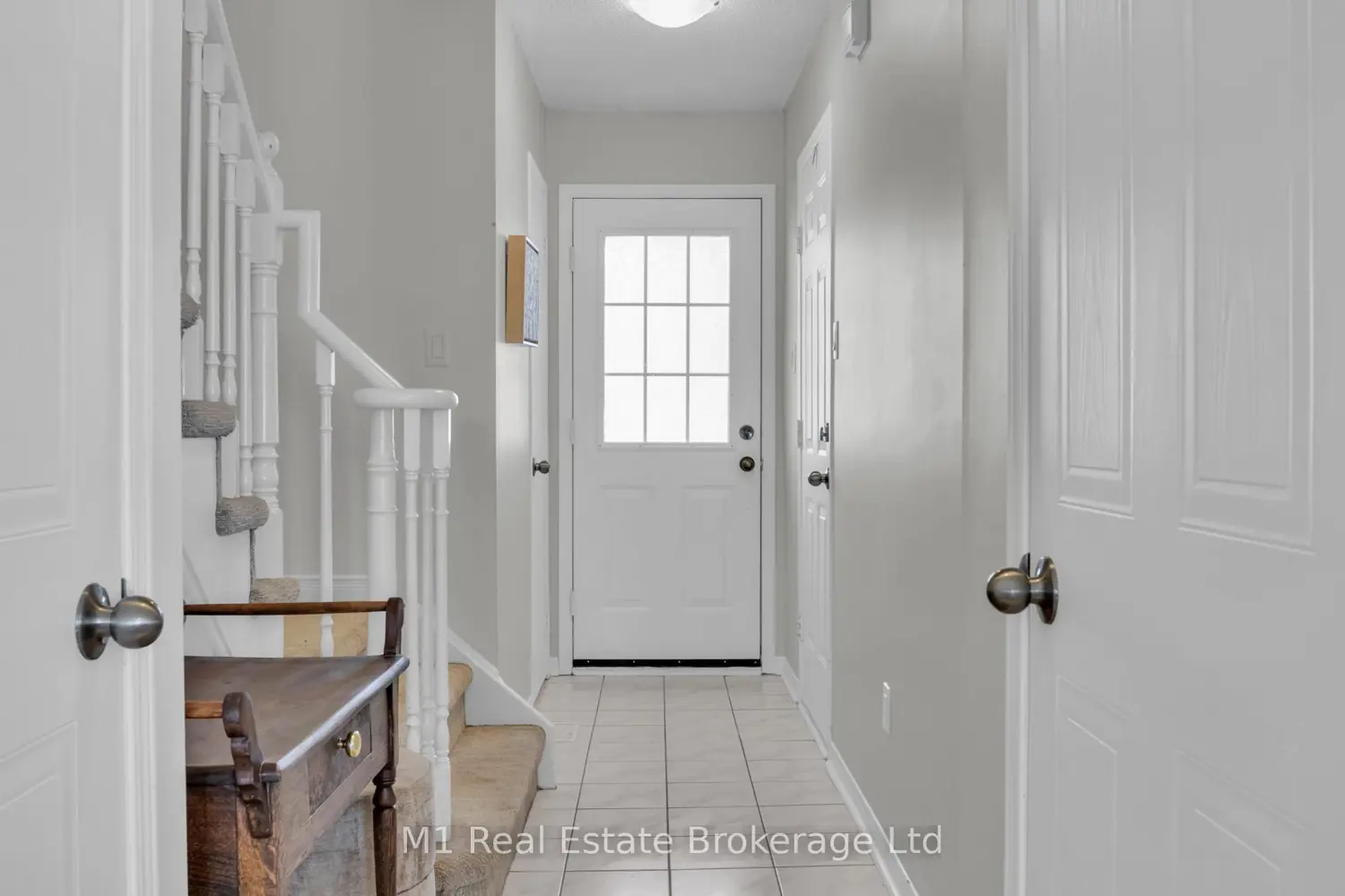39 Ptarmigan Drive 5 photo 4