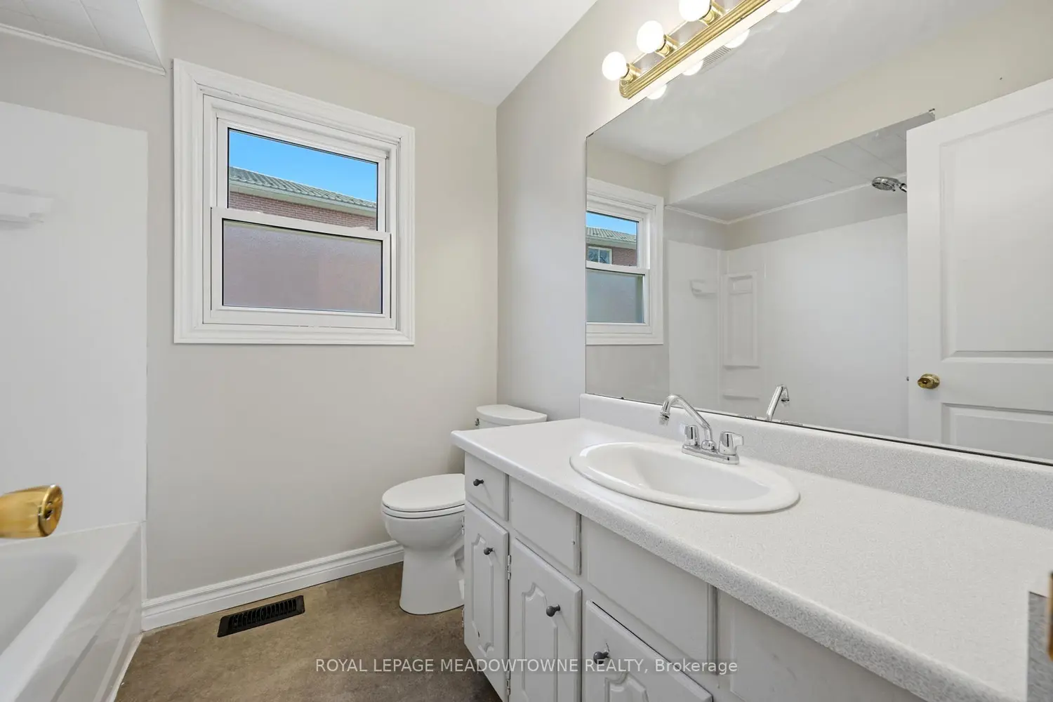 Additional image 15 of 82 Maple Avenue