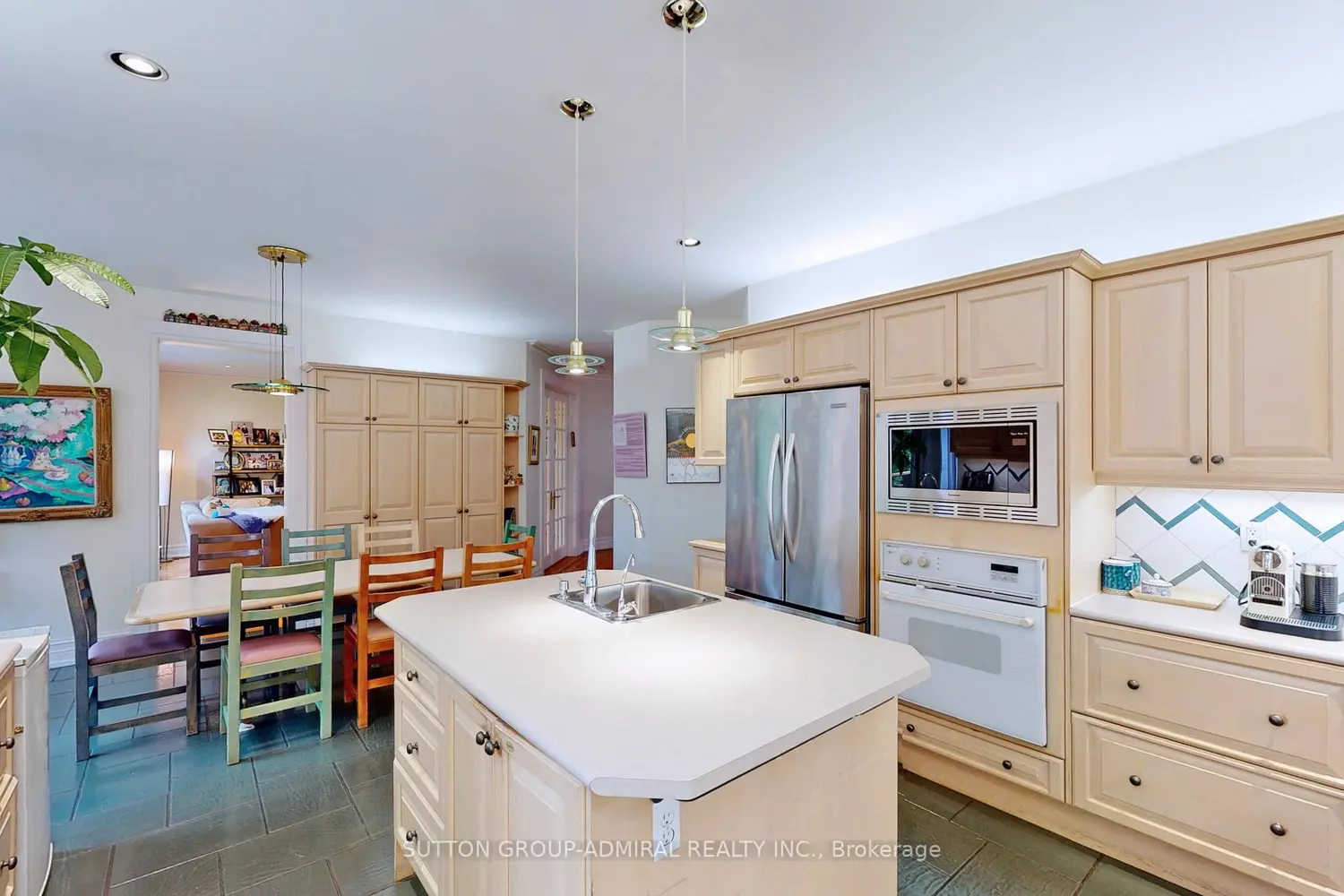 Additional image 8 of 27 Shelborne Avenue