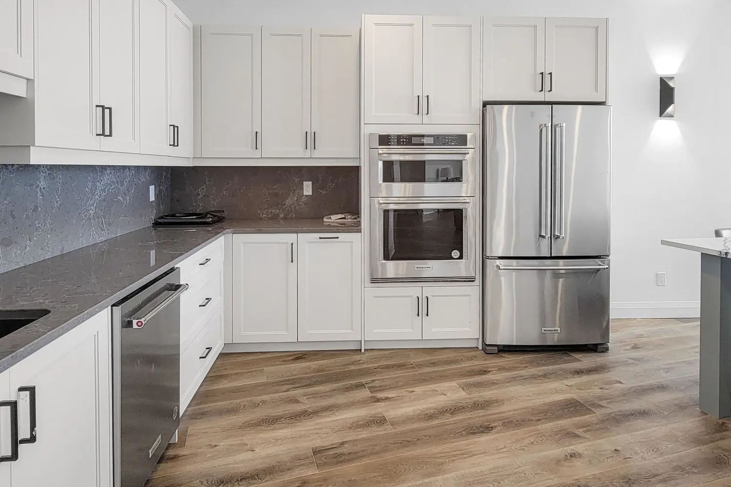 Additional image 16 of 99 Louisa Street 201