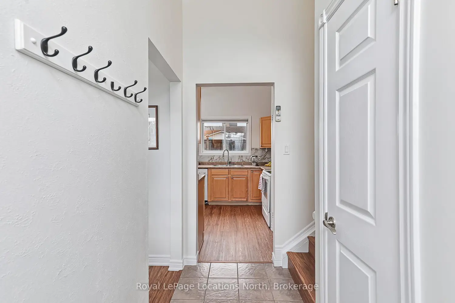Additional image 6 of 594 Oak Street