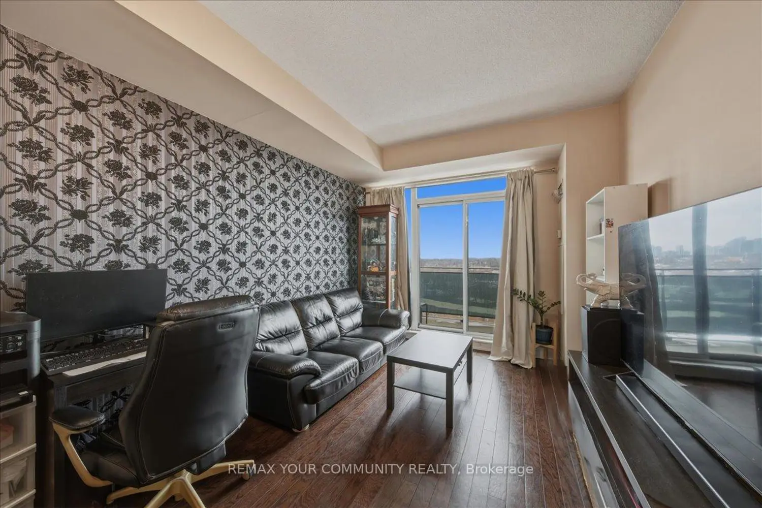 Additional image 10 of 520 Steeles Avenue 1009