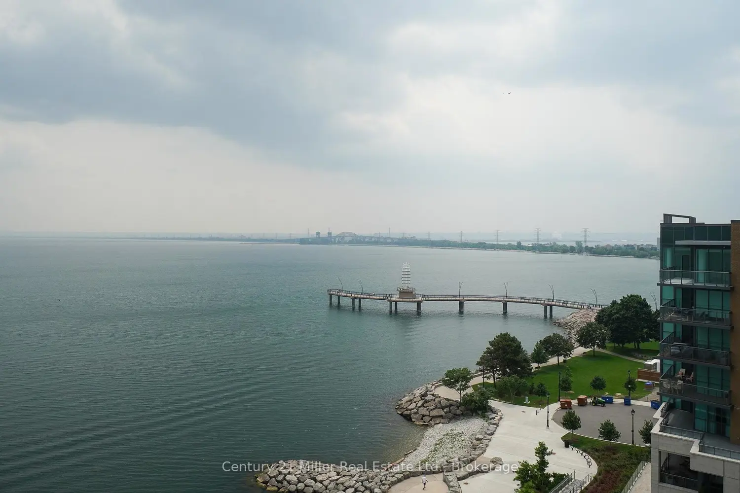 Additional image 18 of 2060 Lakeshore Road 802