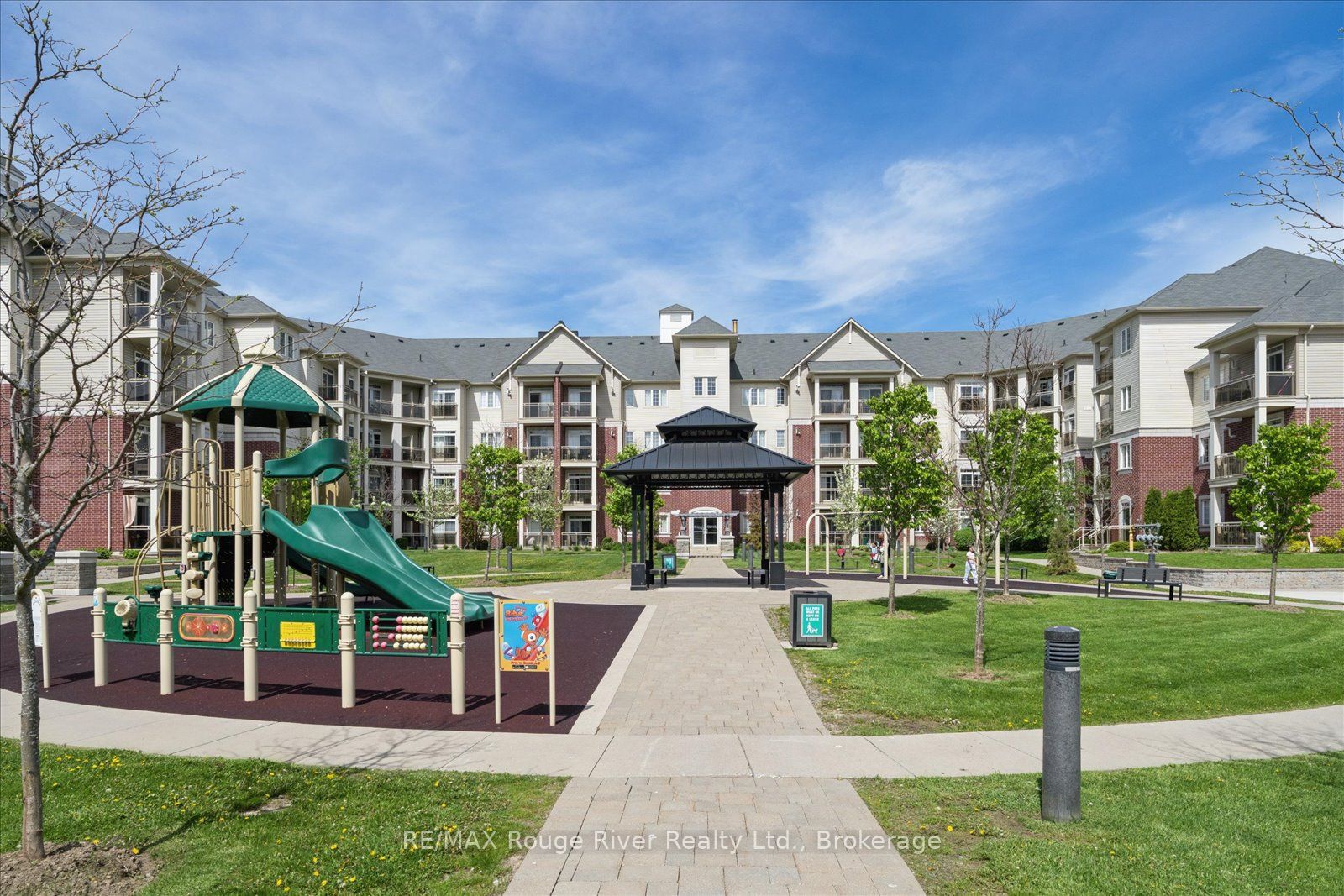 Additional image 3 of 124-84 Aspen Springs Drive, Clarington, ON, L1C 0V3