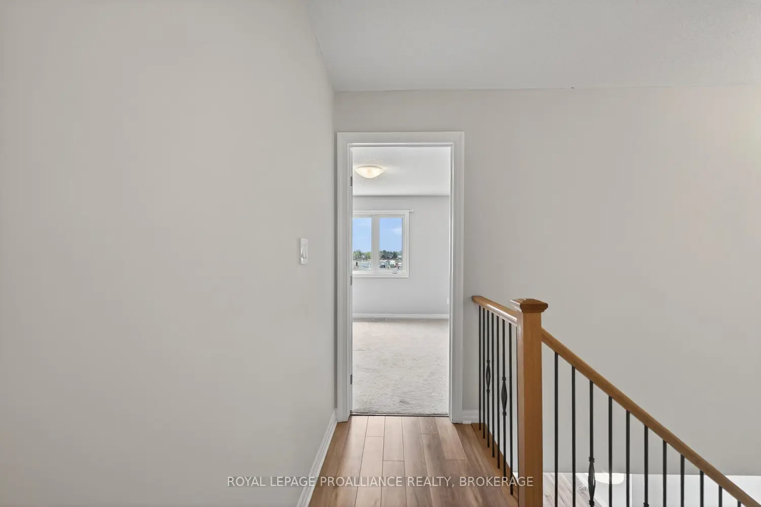 Additional image 11 of 322 Holden Street