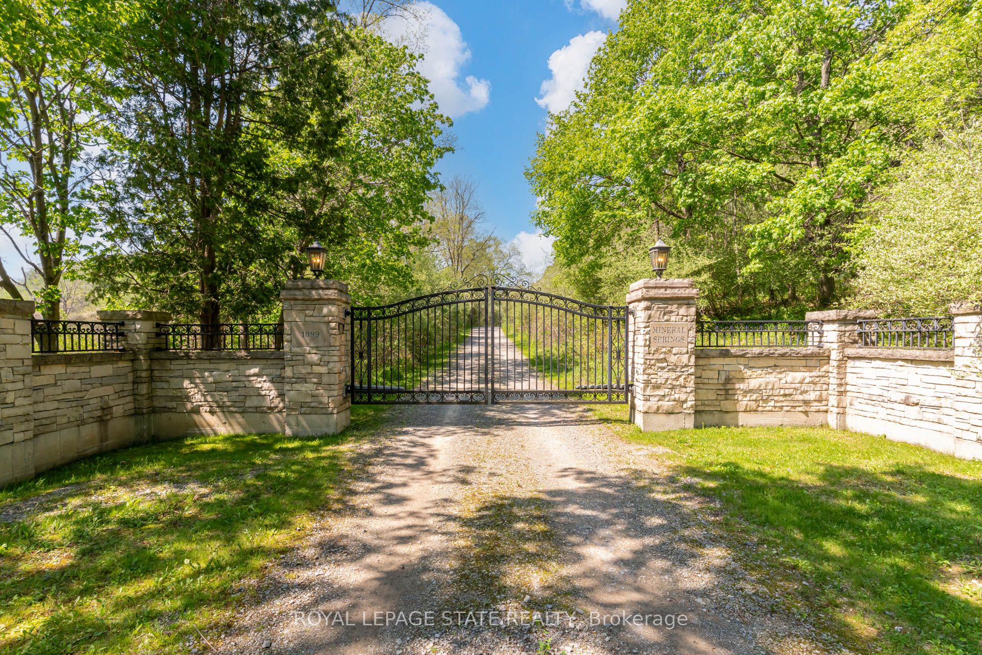 Additional image 6 of 1099 Mineral Springs Road, Hamilton, ON, L9H 5E3