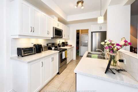 Additional image 8 of 25 Marr Lane, Hamilton, ON, L9K 0K1