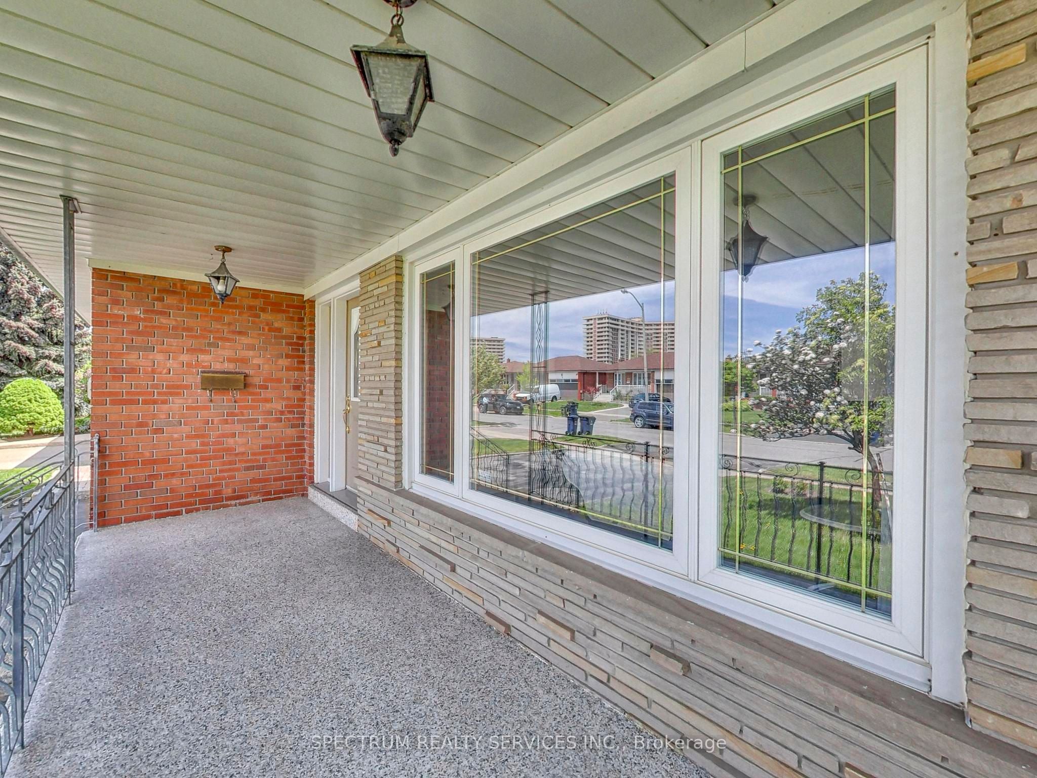 Additional image 5 of 56 Blacksmith Crescent, Toronto, ON, M3N 1V4