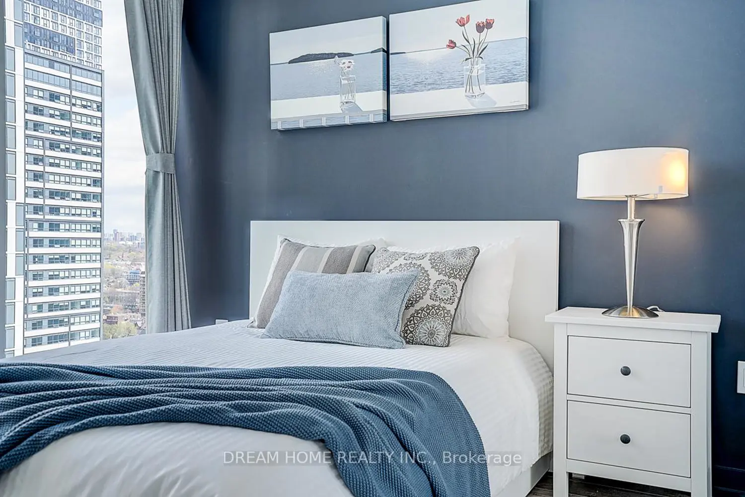 77 Shuter Street 2611