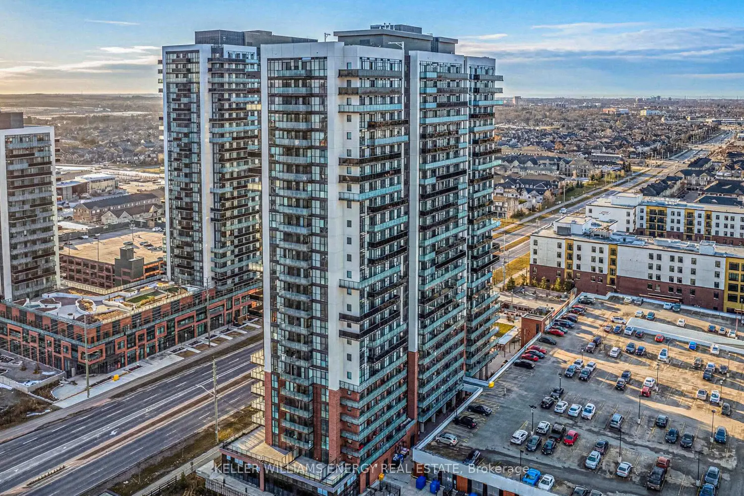 Additional image 17 of 2550 Simcoe Street 405