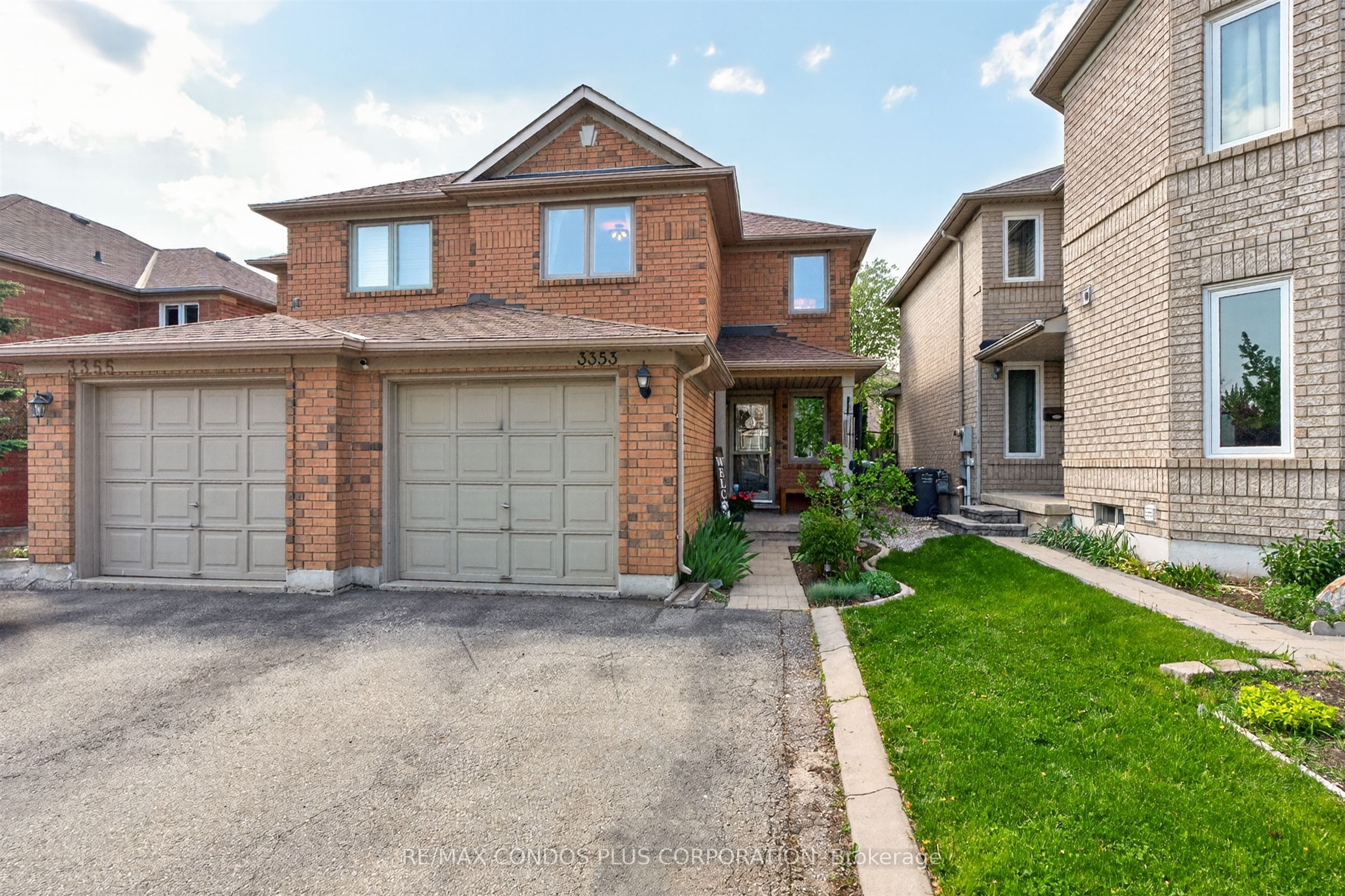 3353 Wild Cherry Lane, Mississauga, ON, L5N 7N7